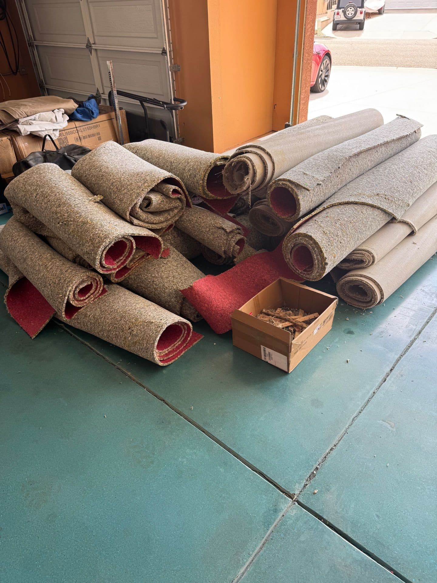 Efficient Carpet Removal for Home Makeovers