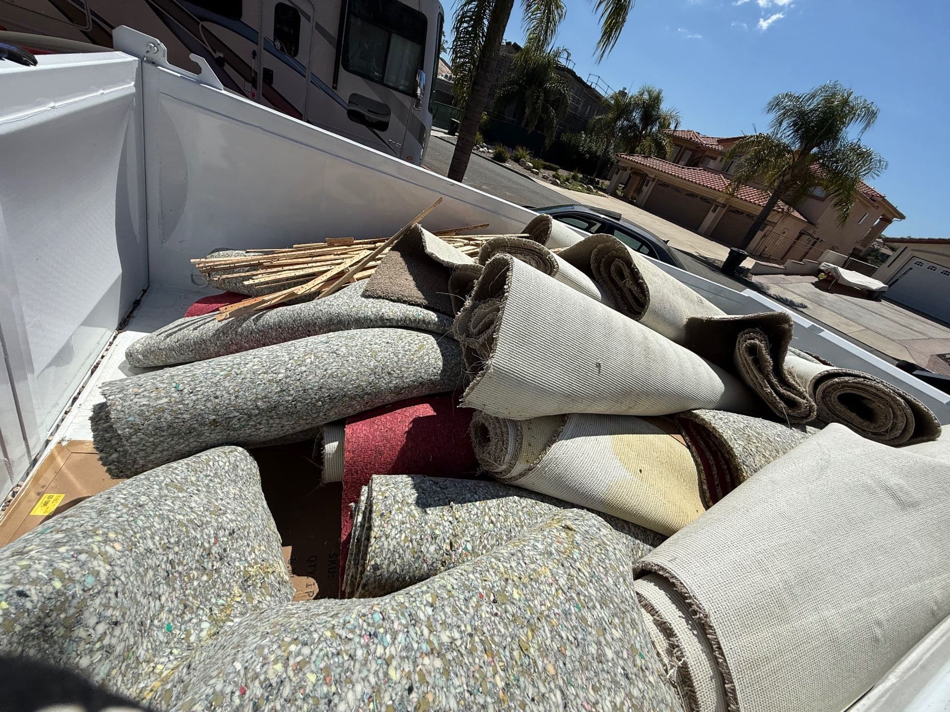 Efficient Carpet Removal for Home Makeovers