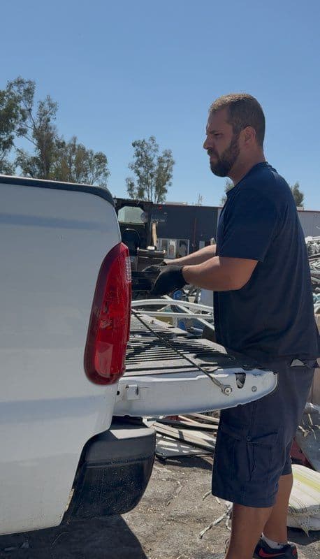 Efficient Junk Disposal with Eco-Friendly Practices