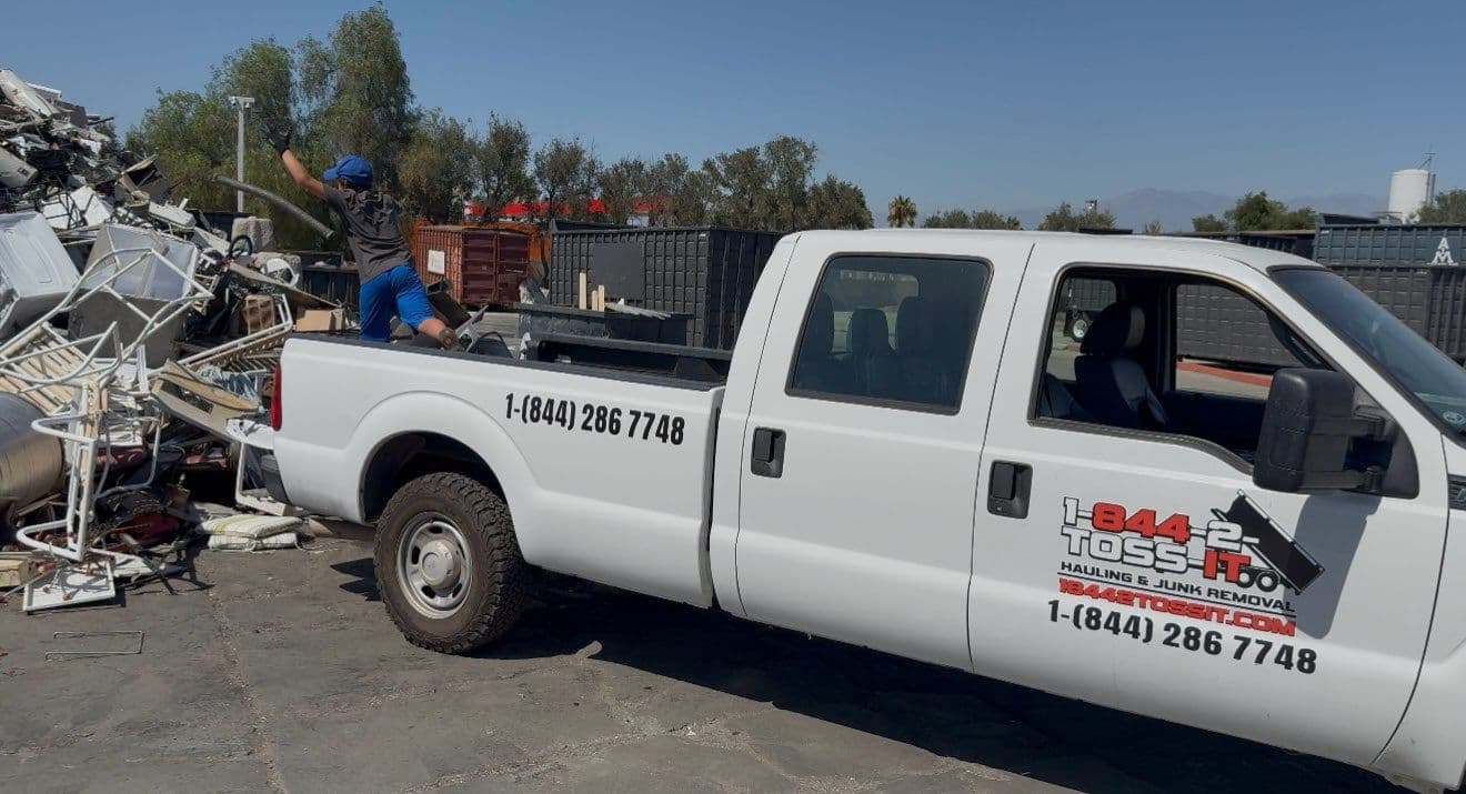 Efficient Junk Disposal with Eco-Friendly Practices