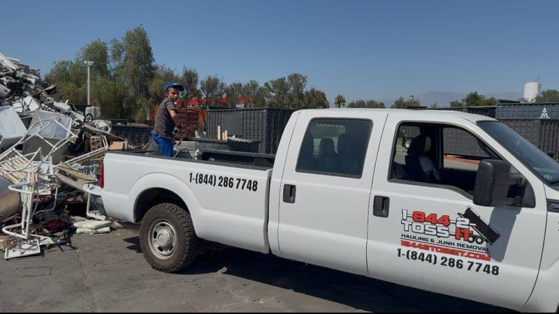 Efficient Junk Disposal with Eco-Friendly Practices