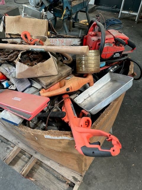 Efficient Warehouse Clean-Up with Expert Junk Removal